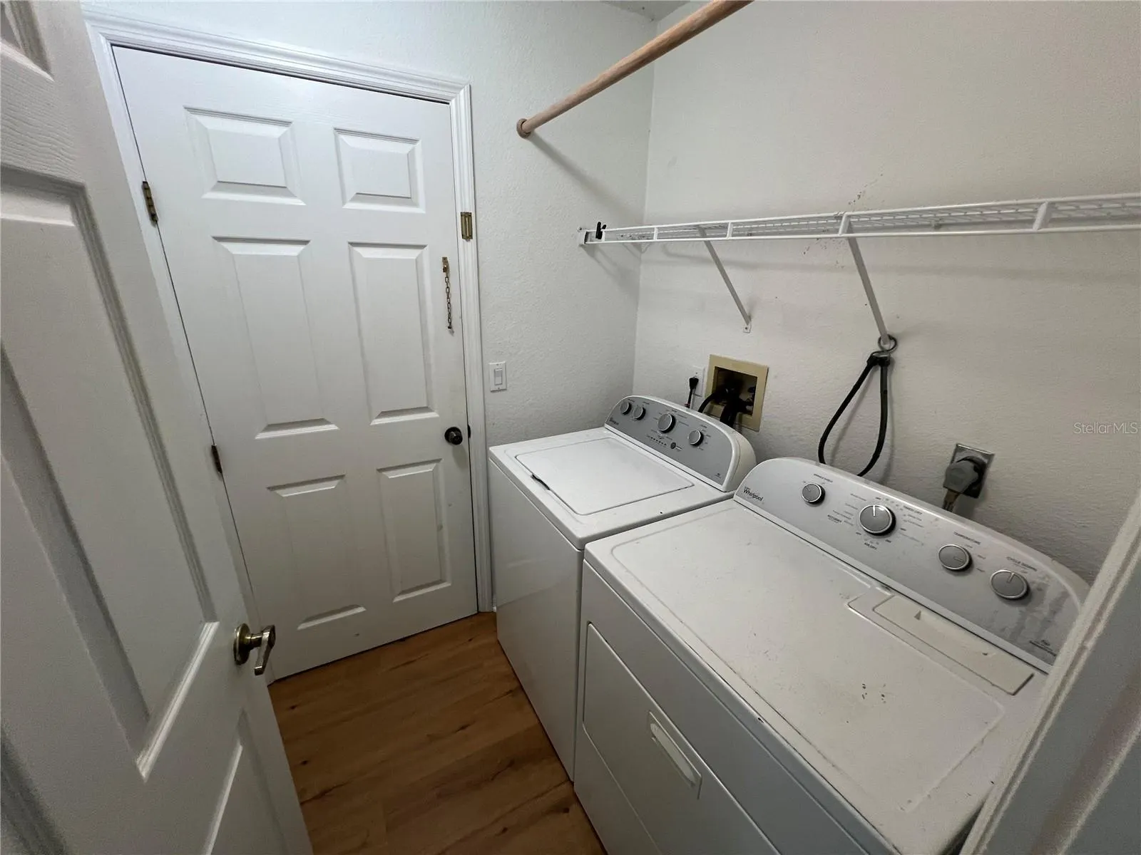 2426 SEAGULL LN