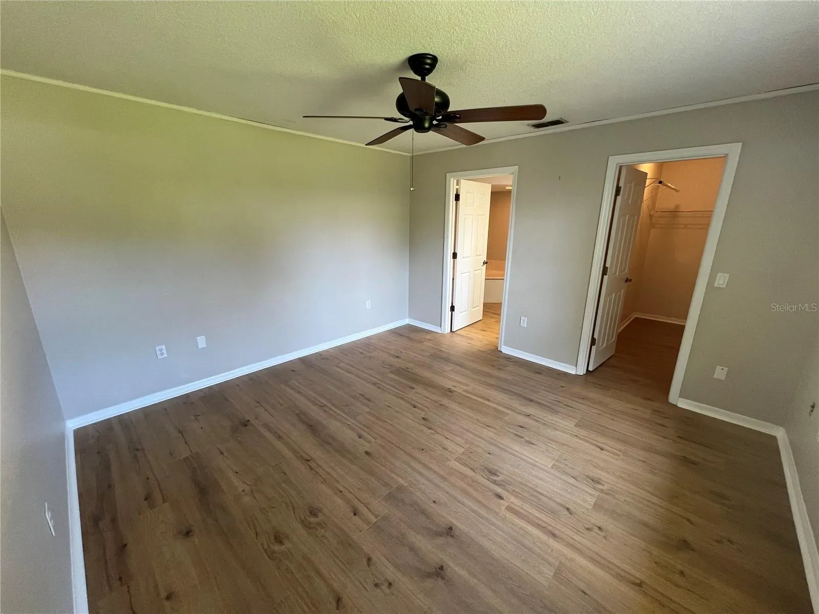 2426 SEAGULL LN