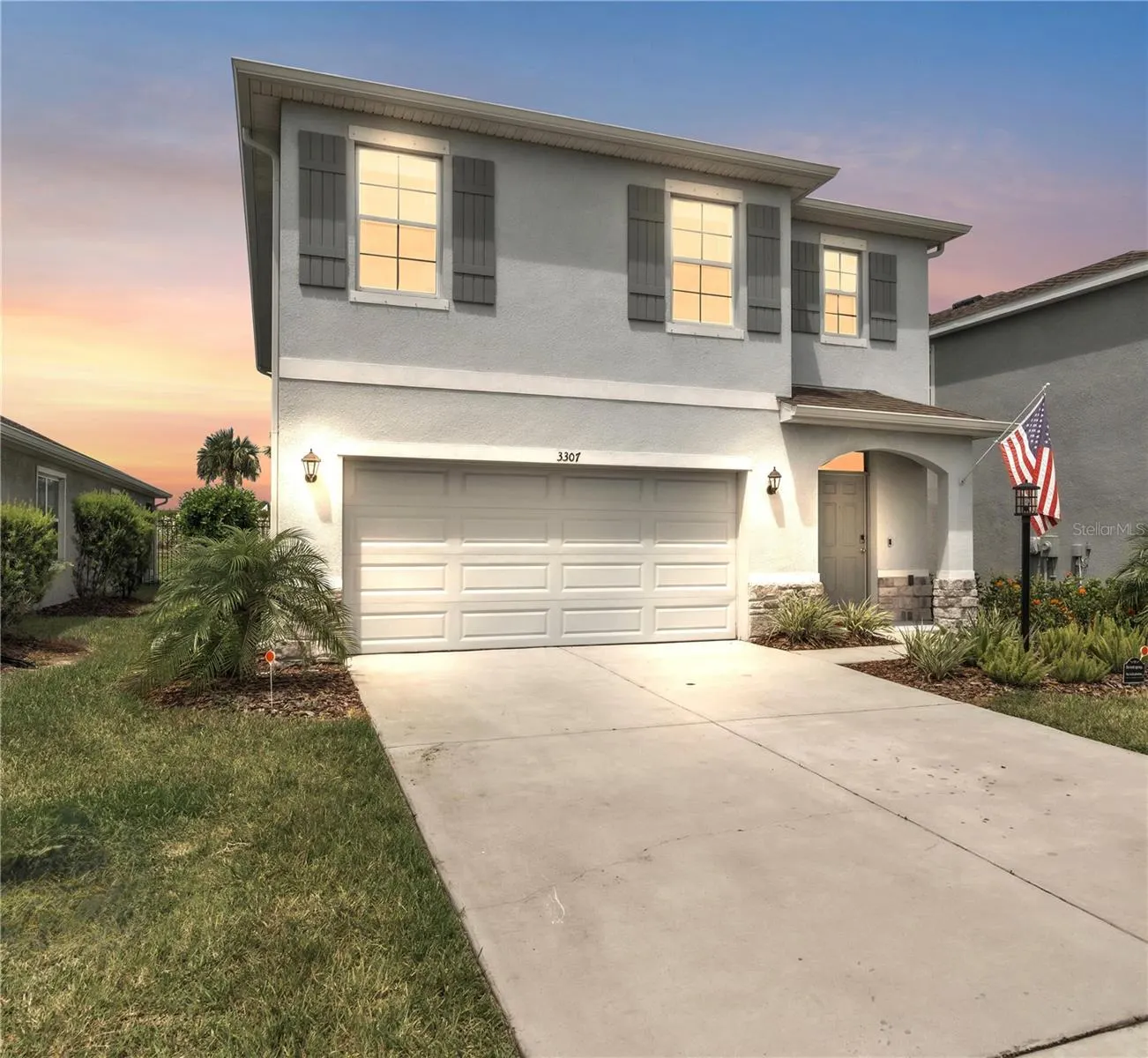 3307 HILLTOP CIR