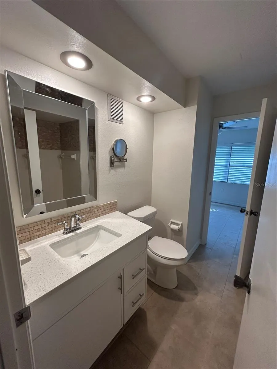 2915 60TH ST W #2915, #2915