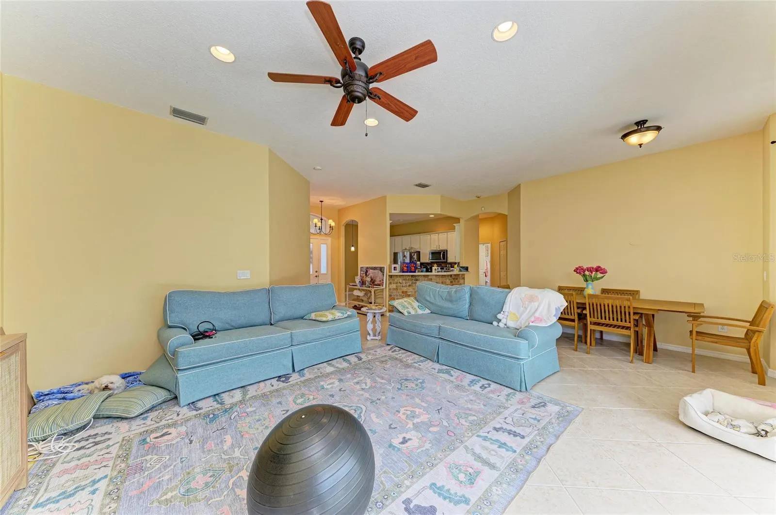 7007 BRIDLE PATH CT