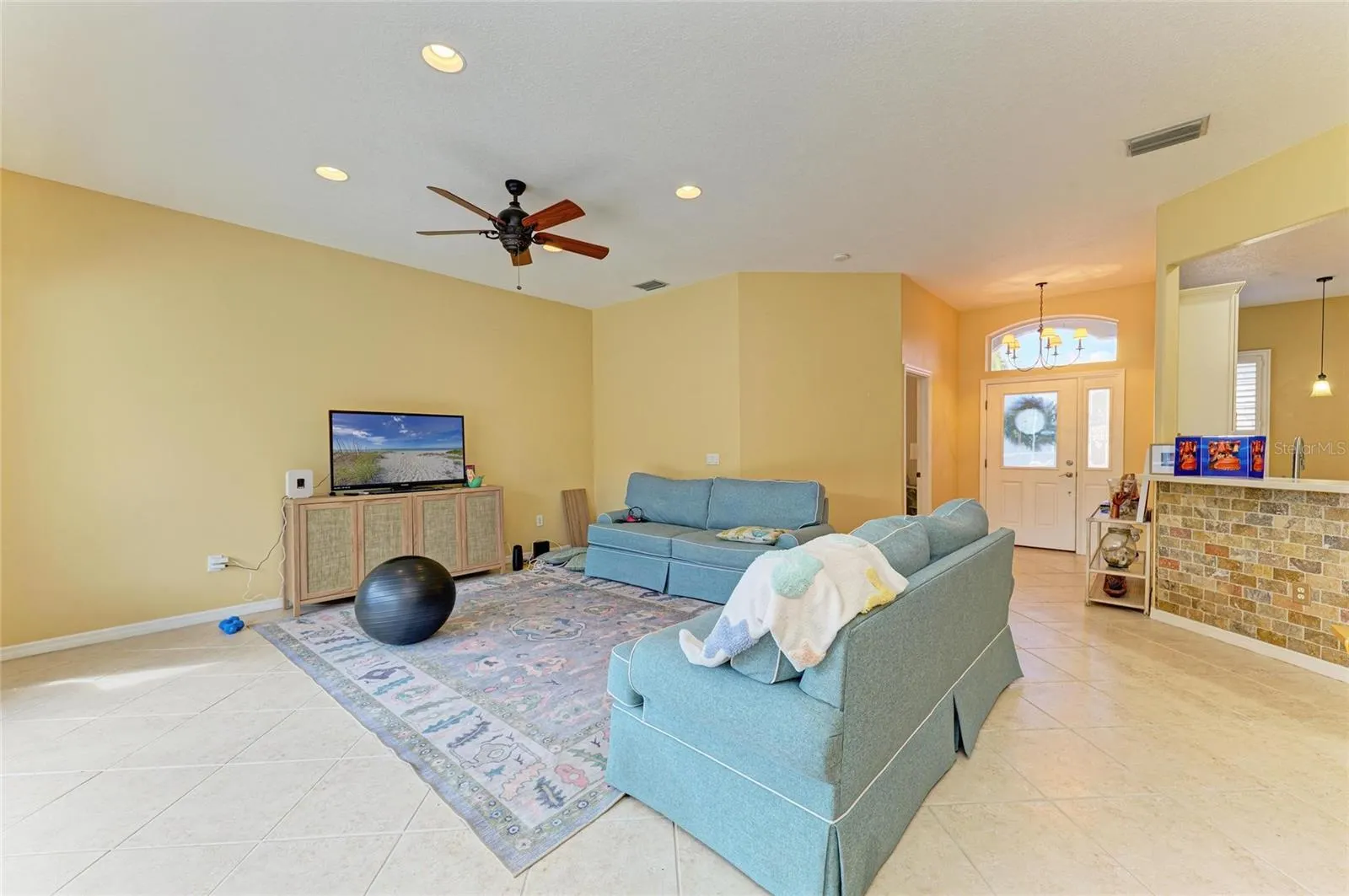 7007 BRIDLE PATH CT