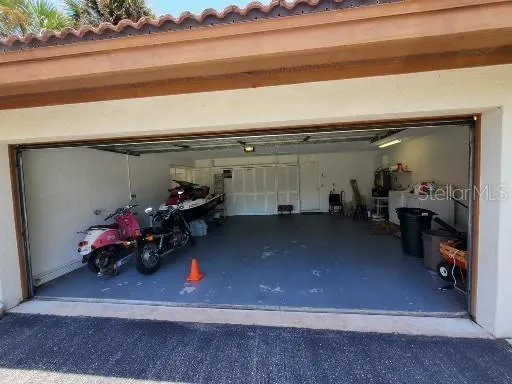 6403 PELICAN DR