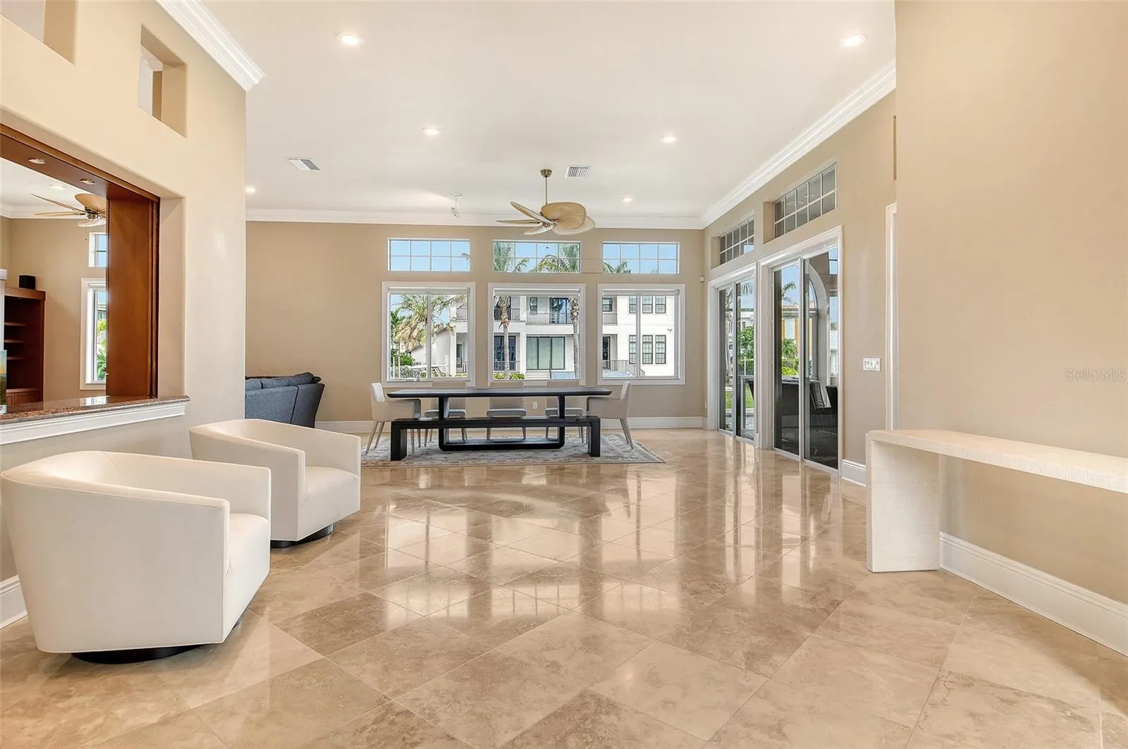 591 PUTTING GREEN LN