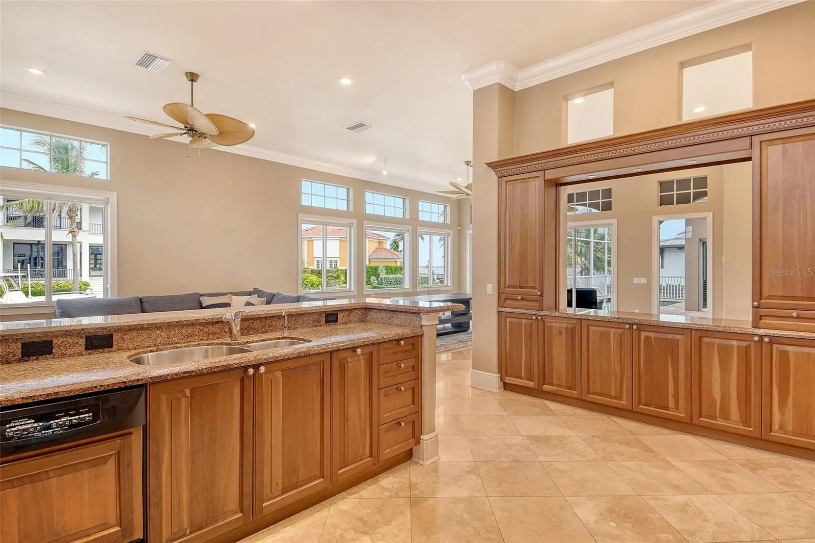 591 PUTTING GREEN LN