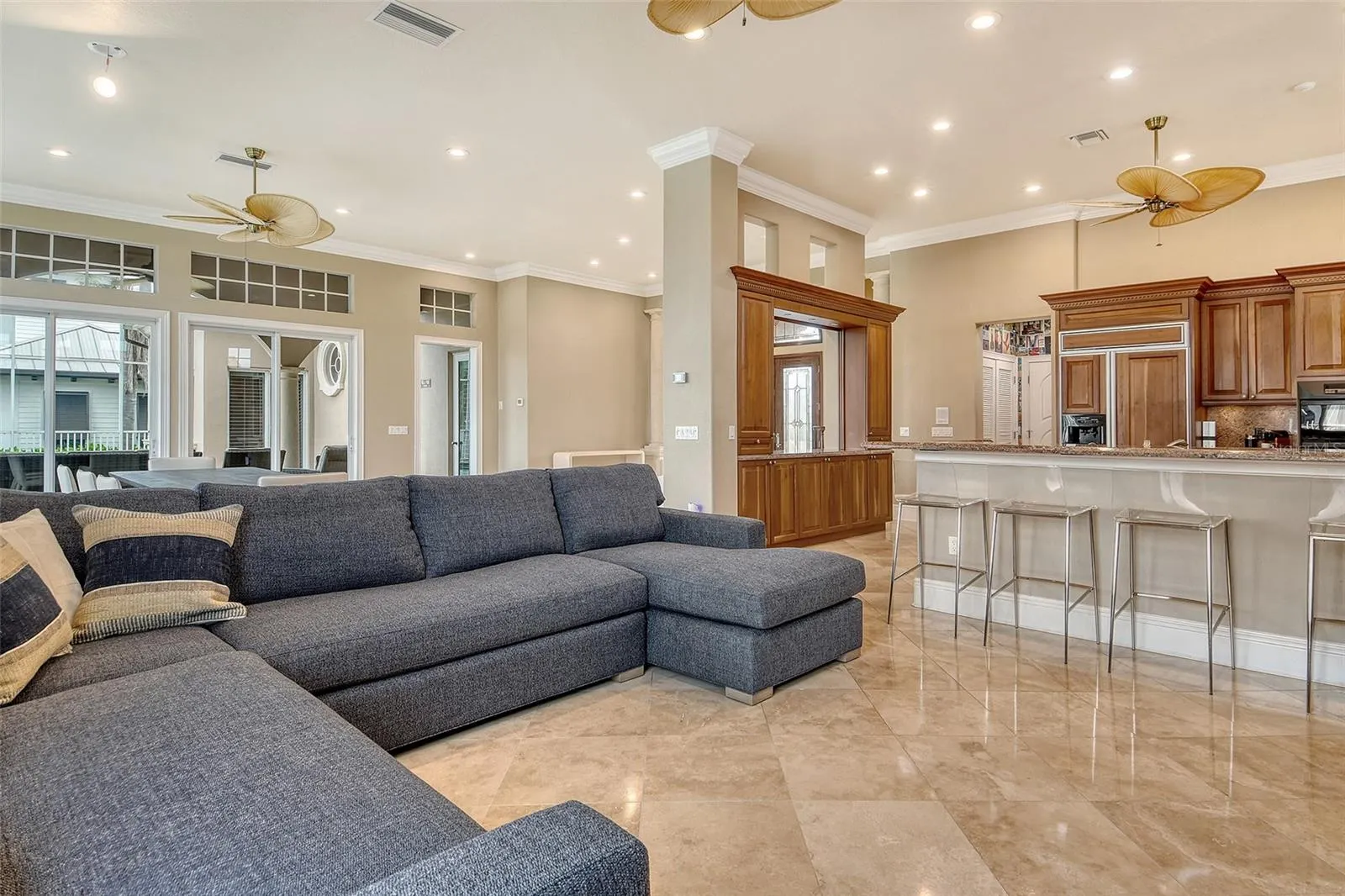 591 PUTTING GREEN LN