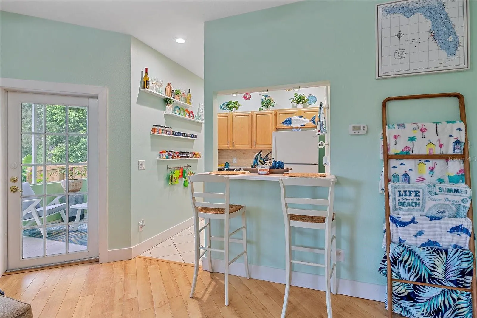 3636 ROSLYN RD