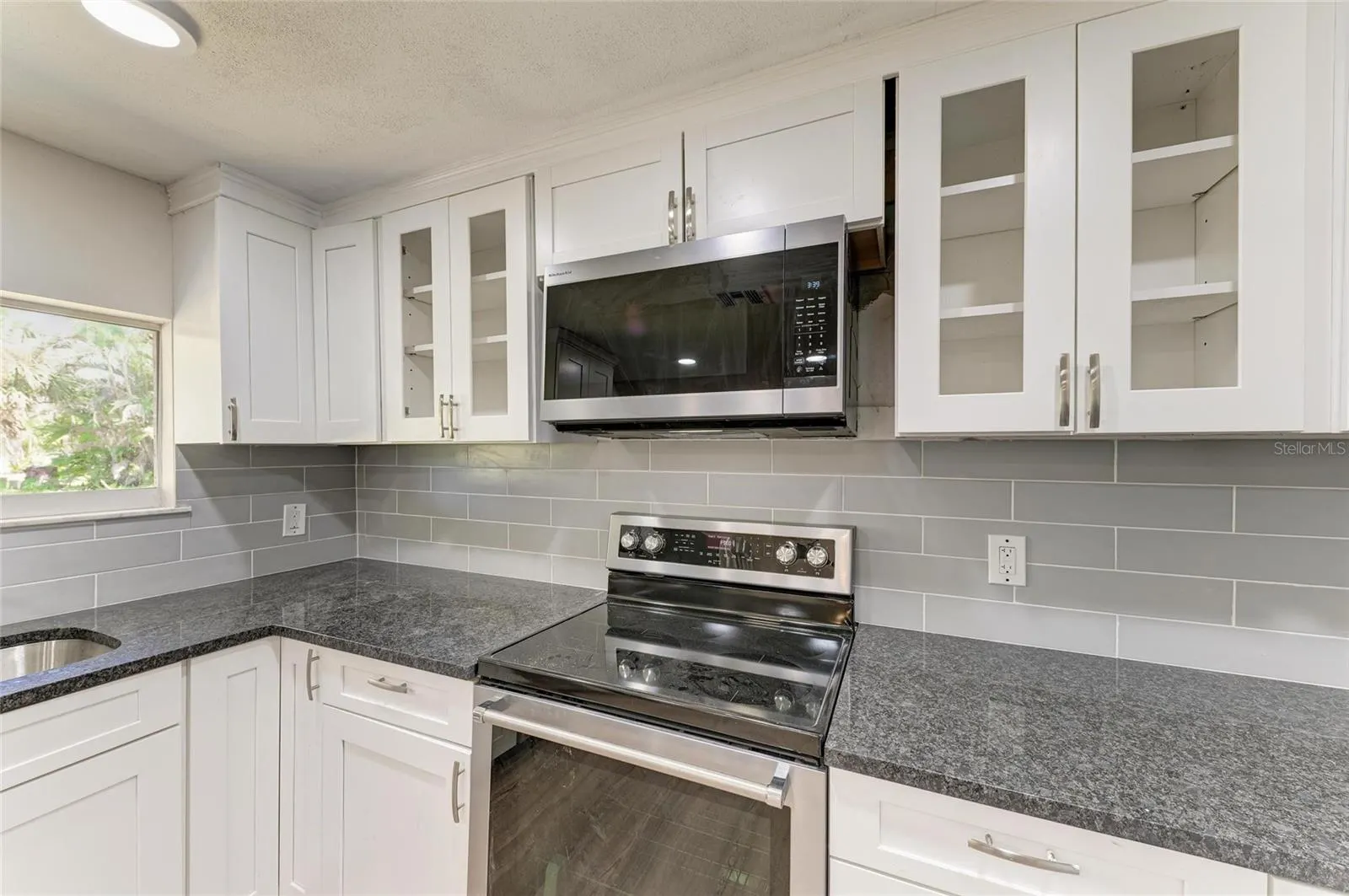8164 ROBERT ST