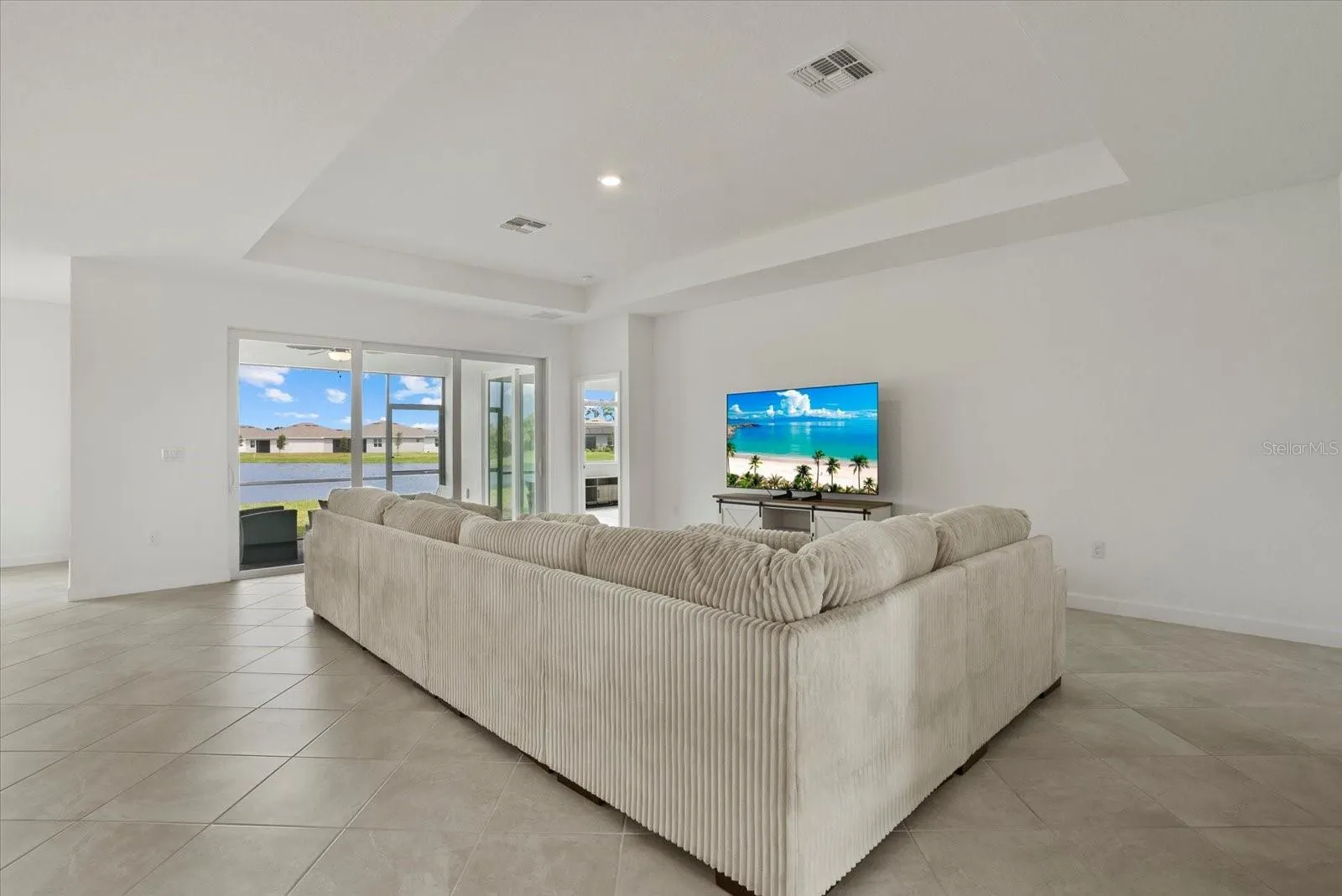 8554 SAINT KITTS CIR