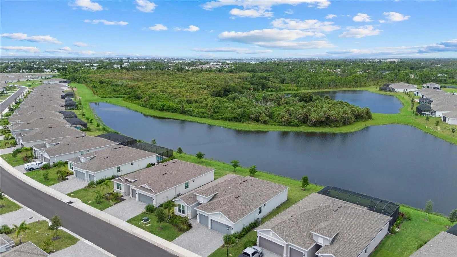8554 SAINT KITTS CIR
