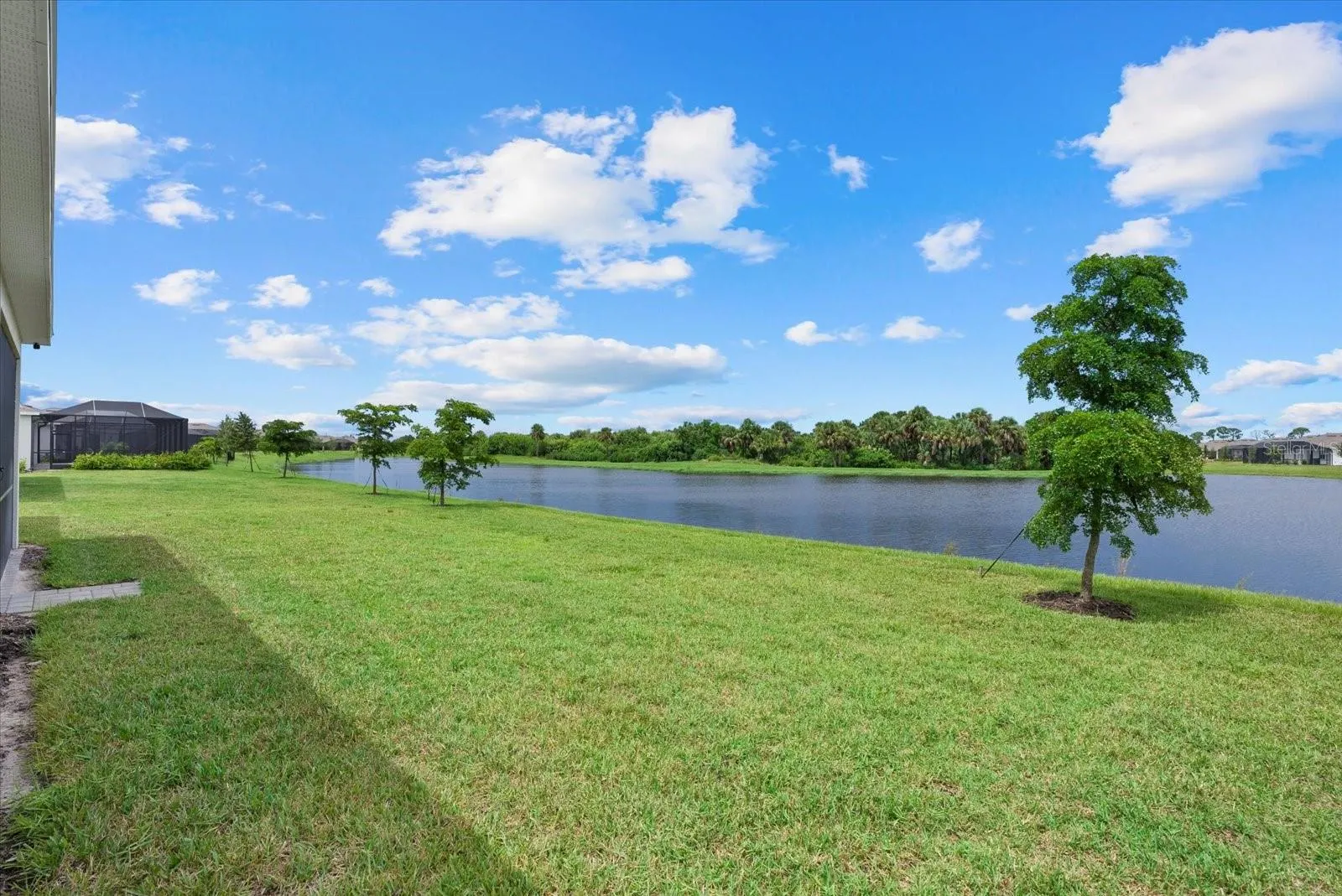 8554 SAINT KITTS CIR