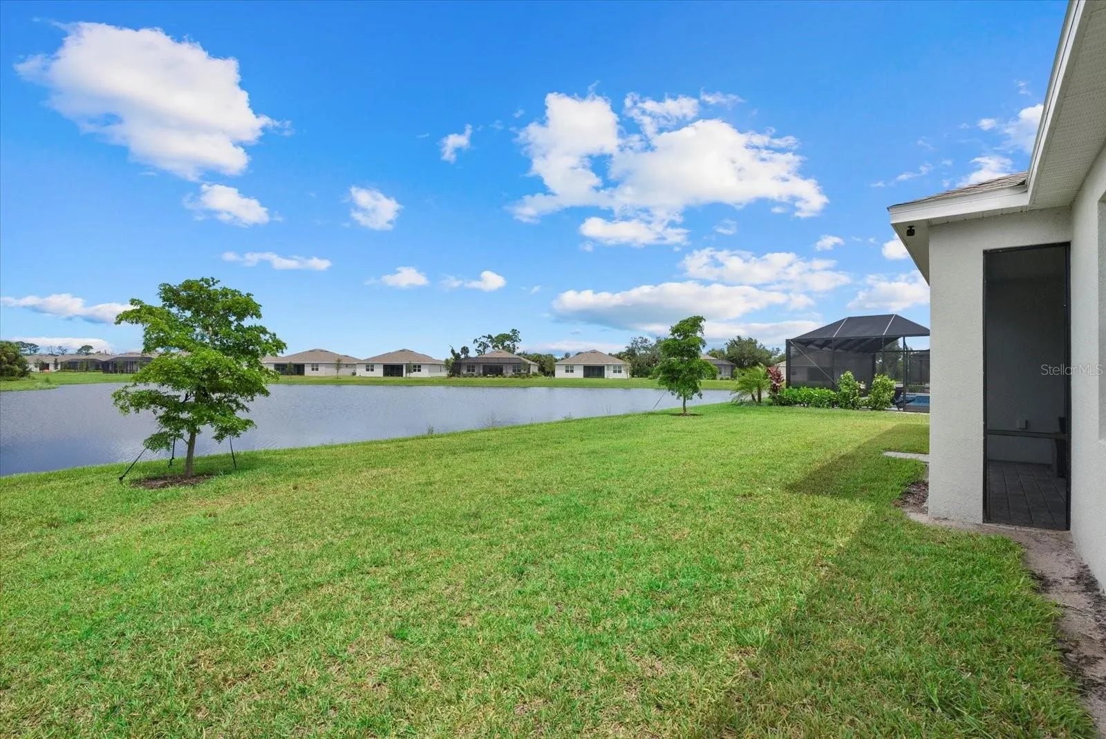 8554 SAINT KITTS CIR