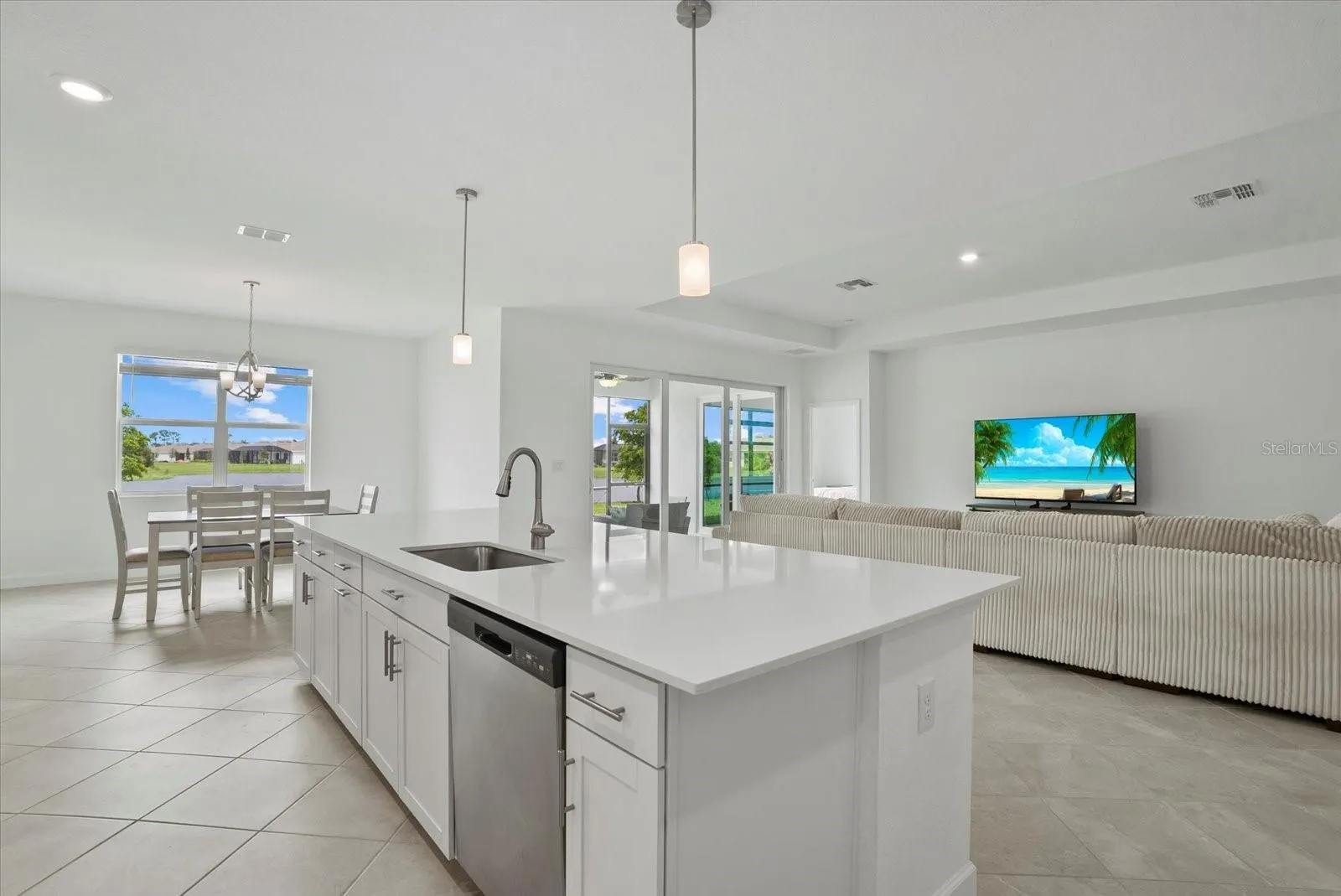 8554 SAINT KITTS CIR
