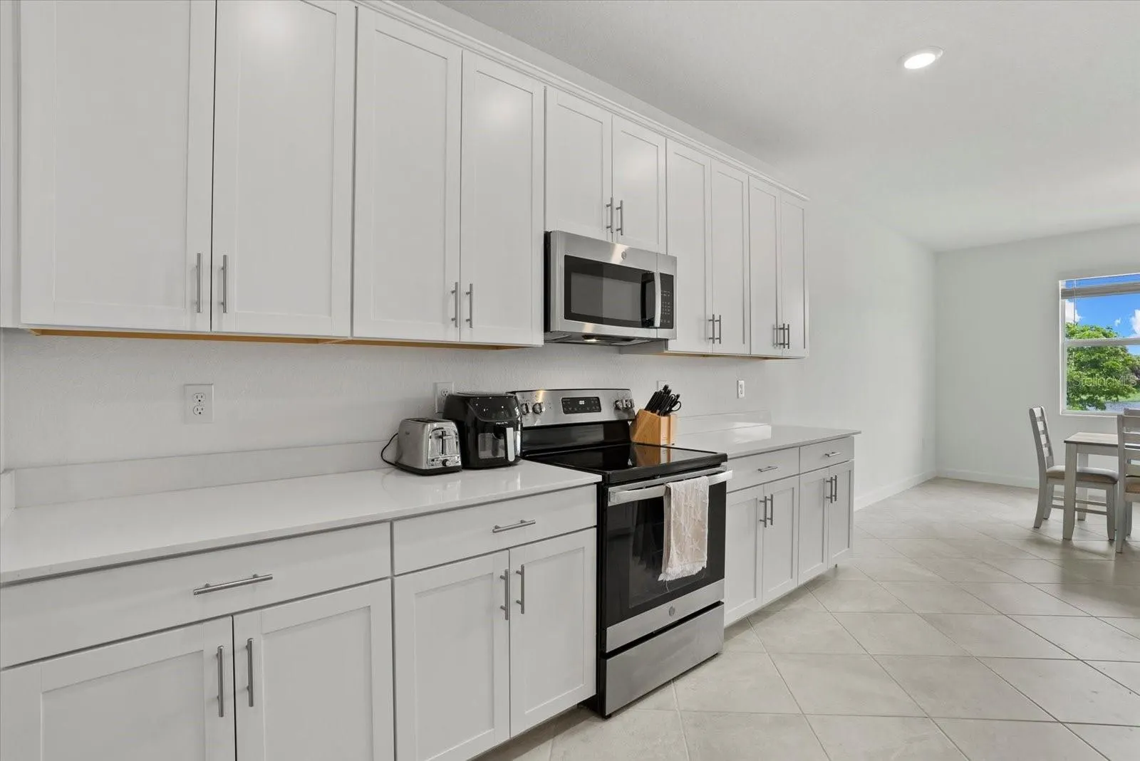 8554 SAINT KITTS CIR