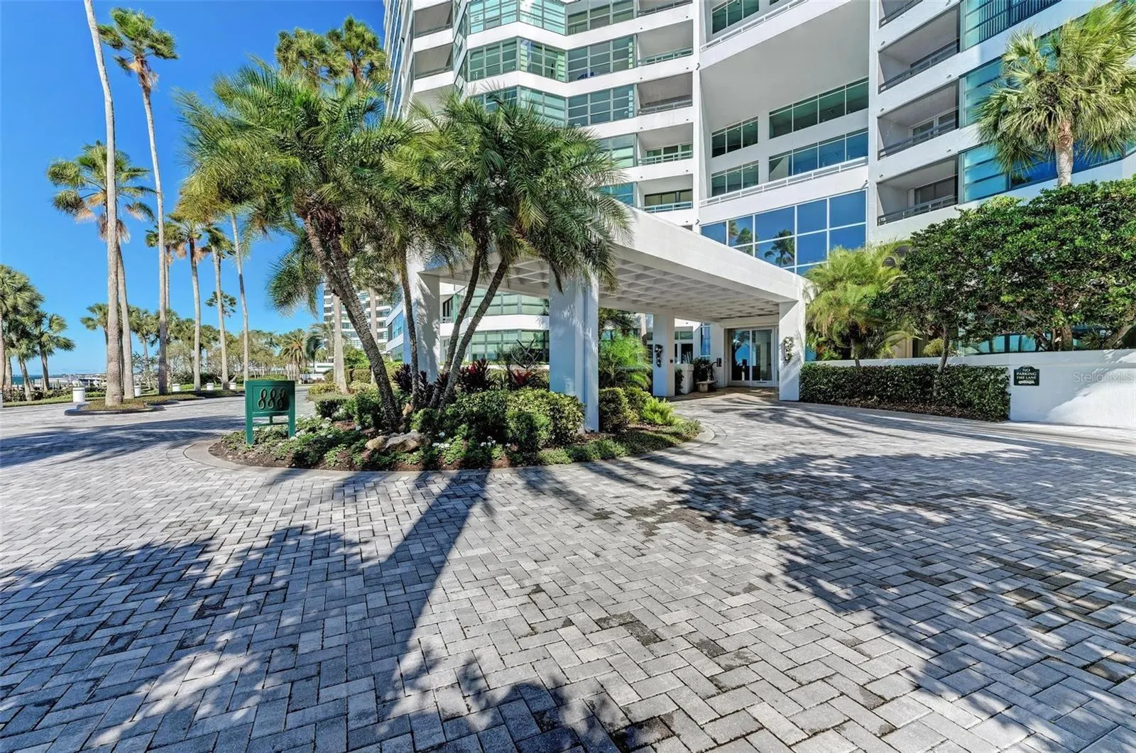 888 BLVD OF THE ARTS #303, #303