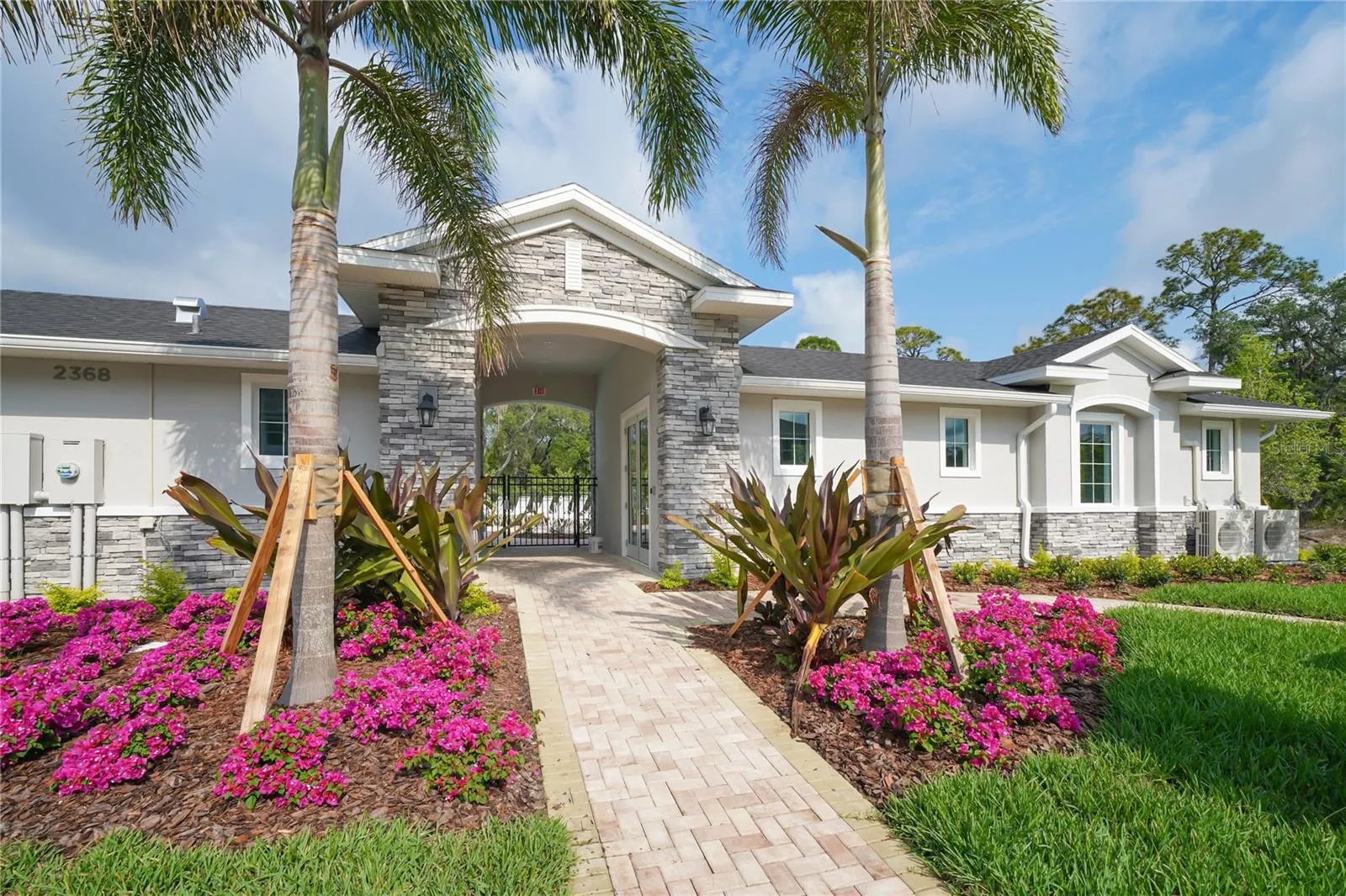 6548 SERENITY FALL LN