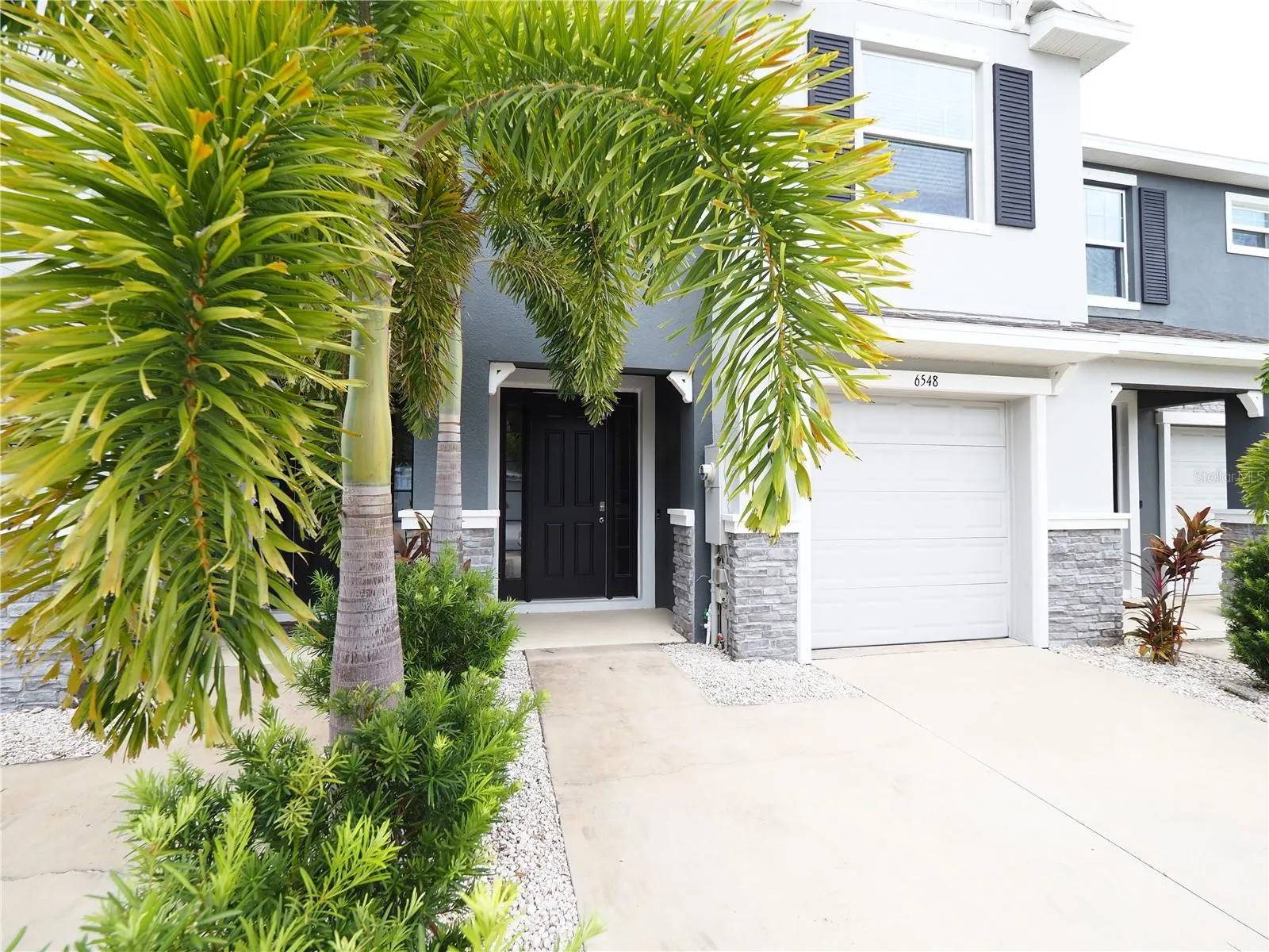 6548 SERENITY FALL LN