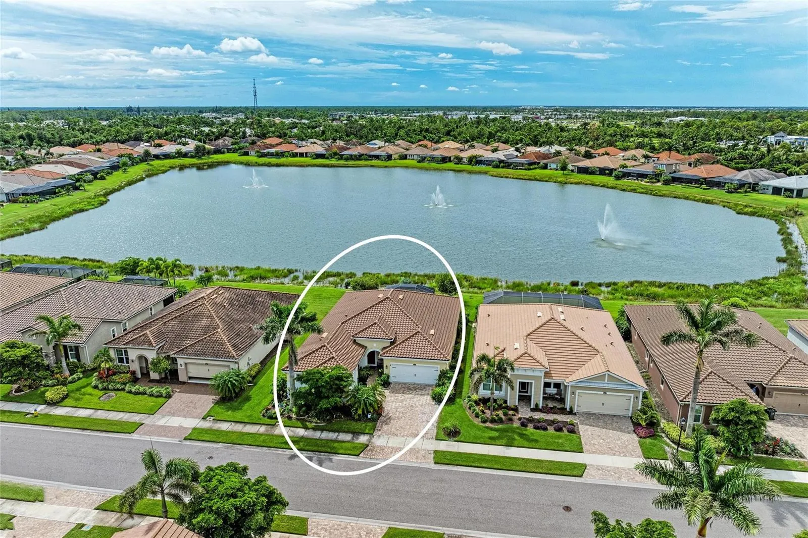 11669 TAPESTRY LN