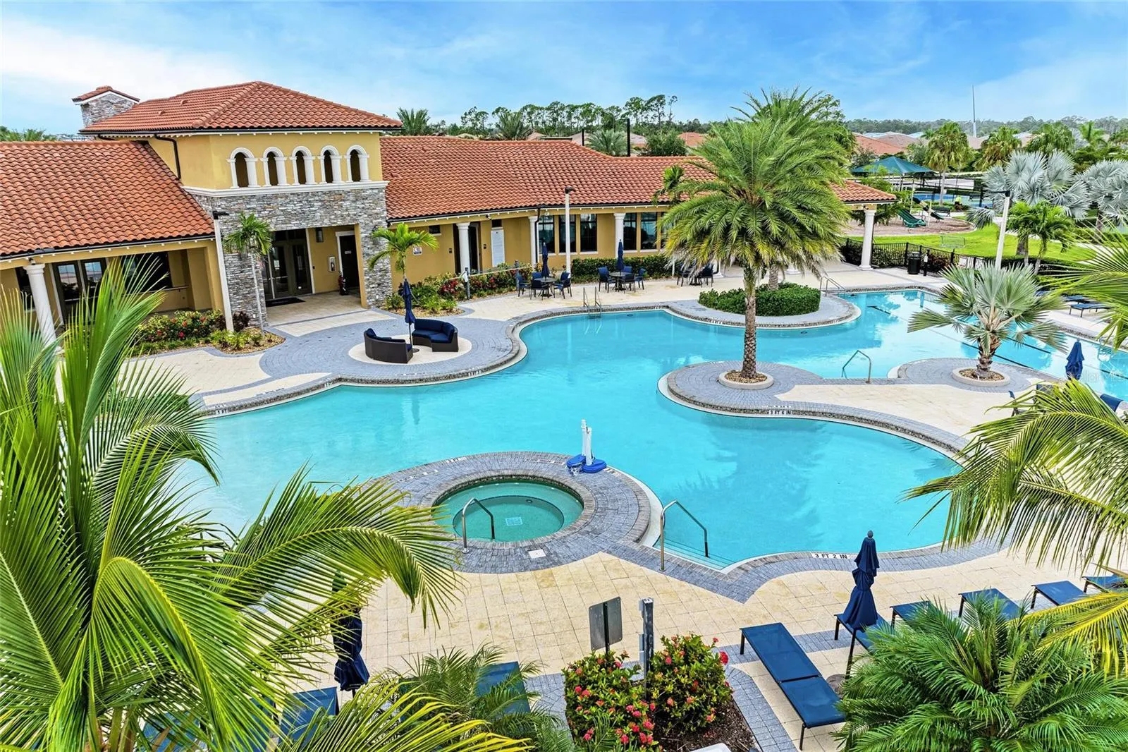11669 TAPESTRY LN