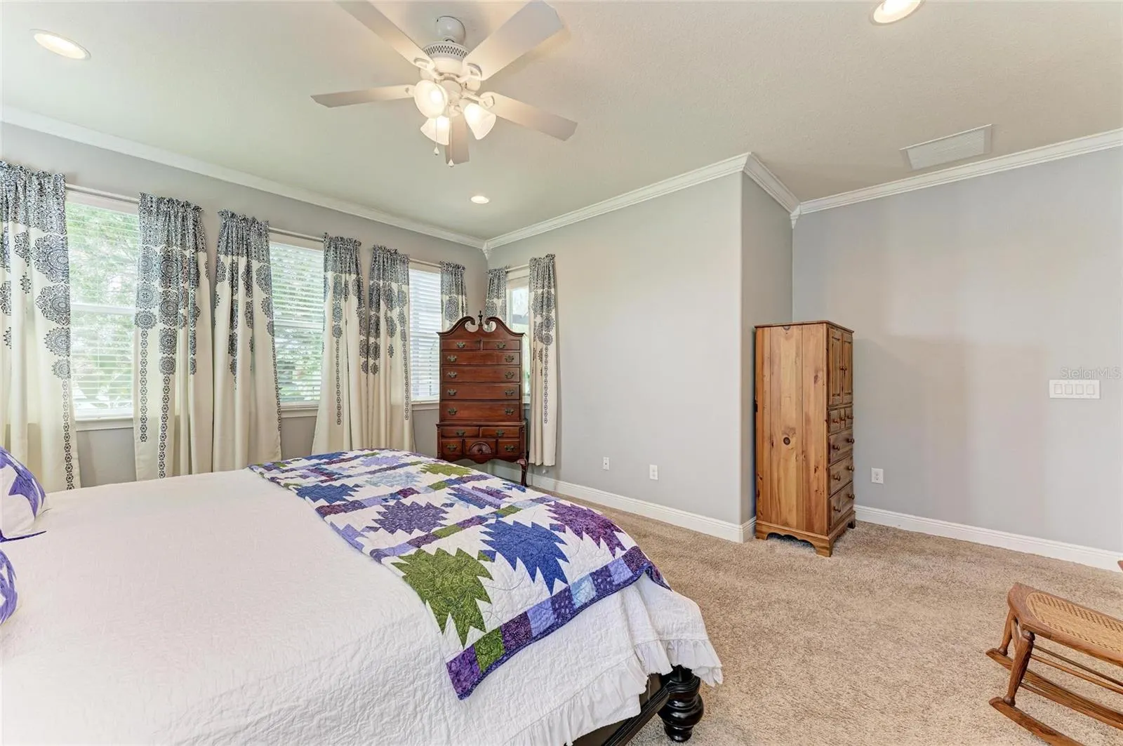 11669 TAPESTRY LN