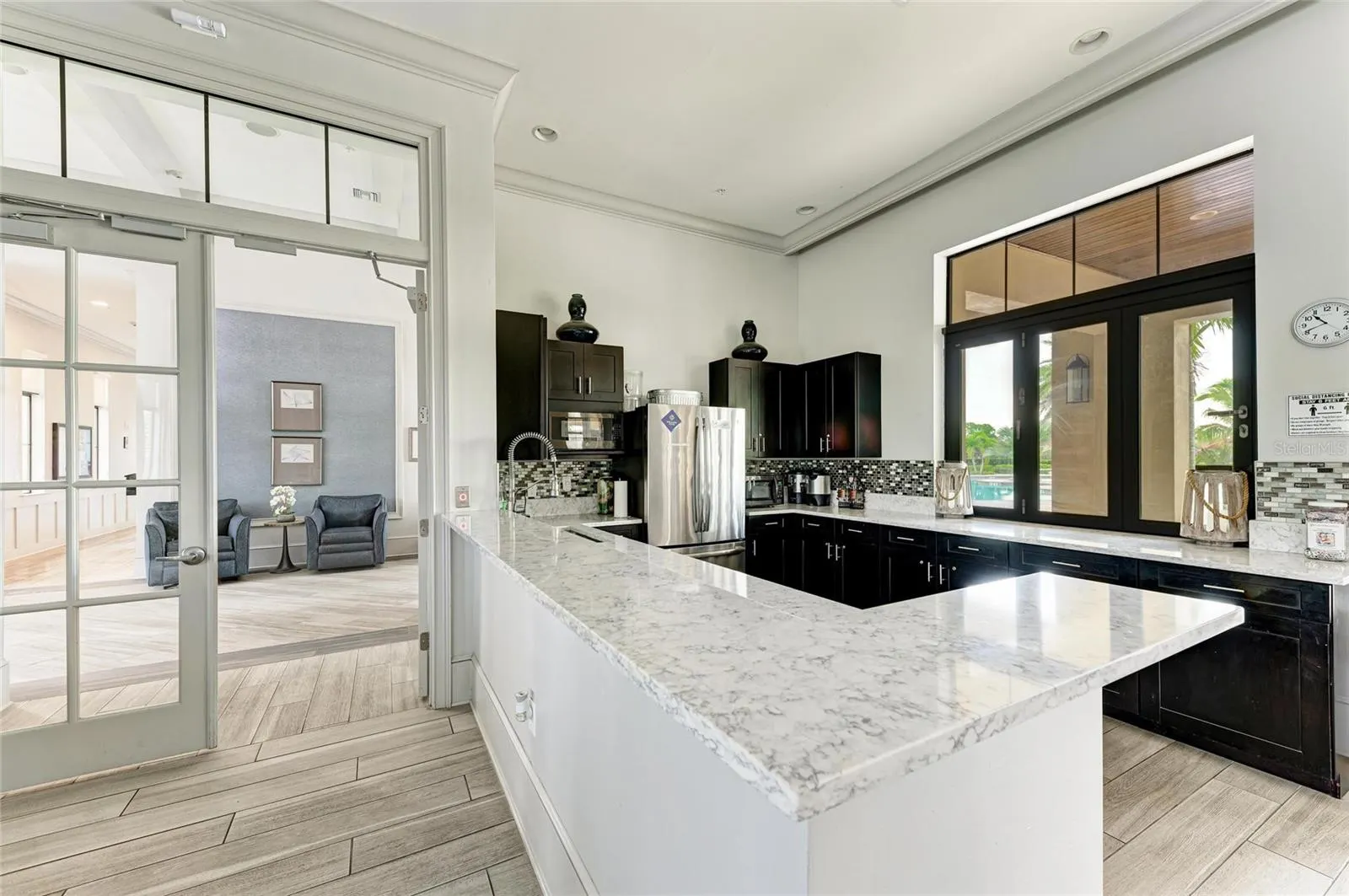 11669 TAPESTRY LN