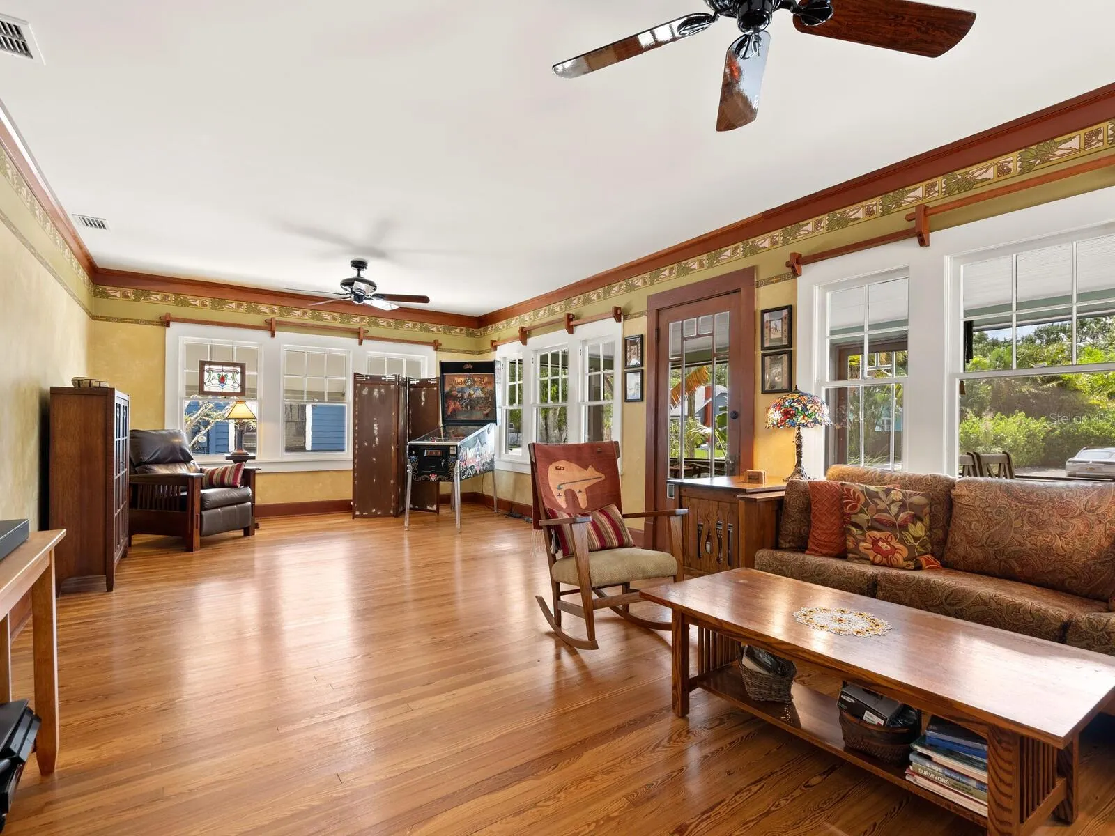 2322 7TH AVE W