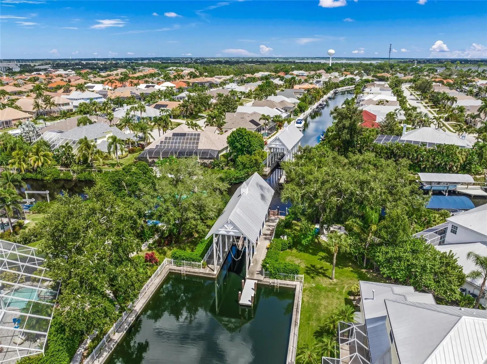 4520 BLUE MARLIN DR