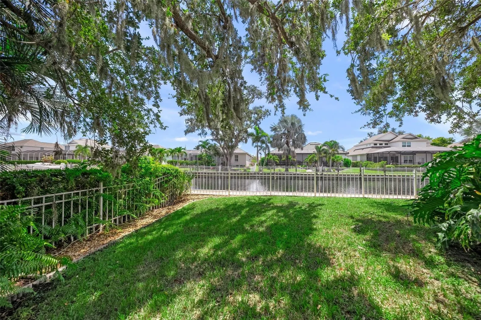 4520 BLUE MARLIN DR