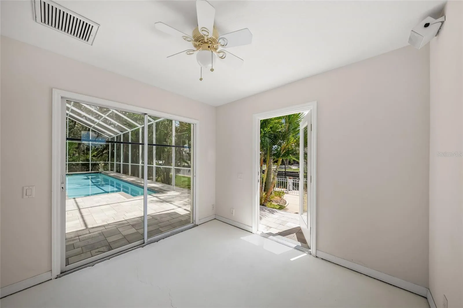 4520 BLUE MARLIN DR