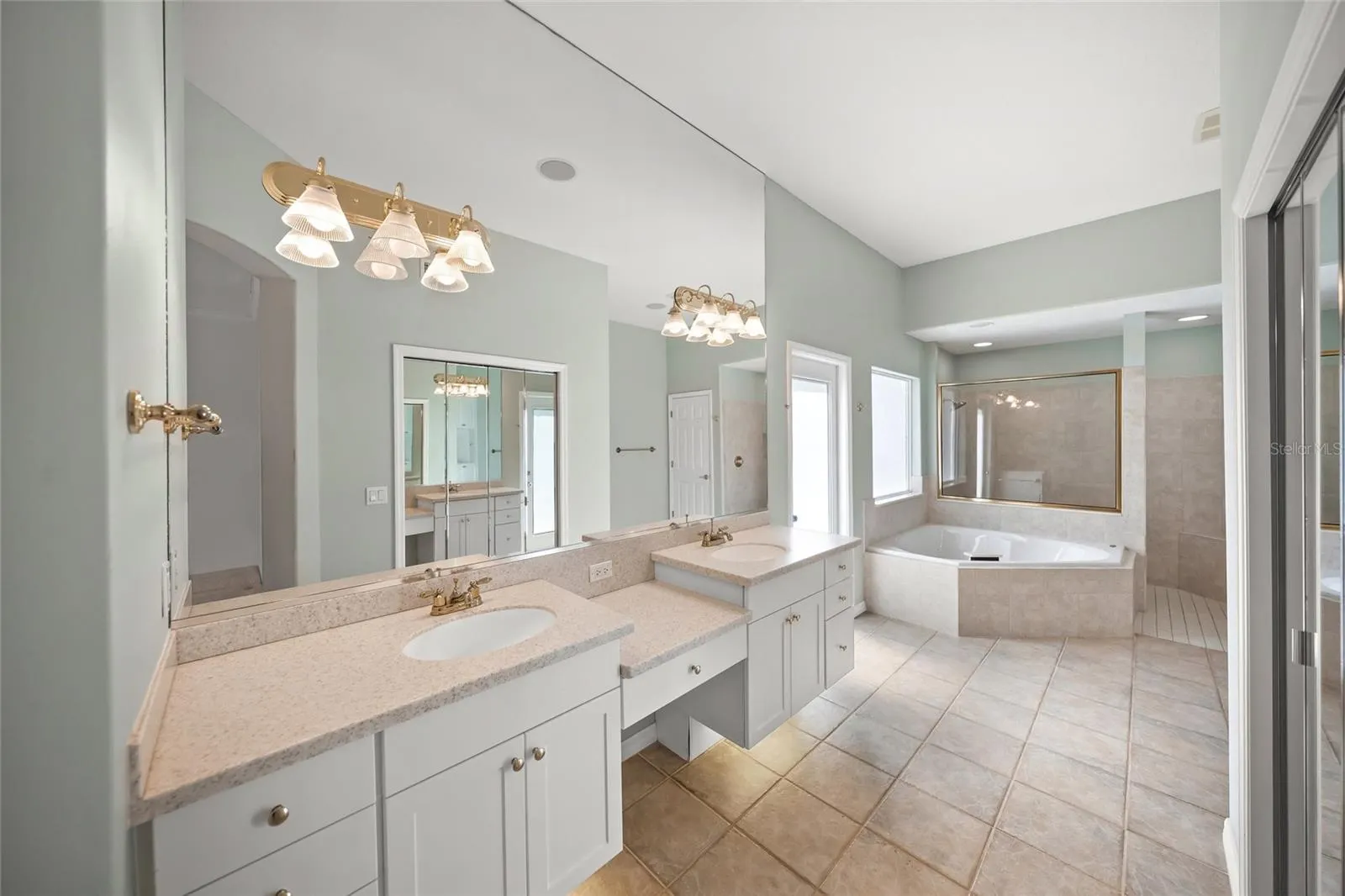 4520 BLUE MARLIN DR