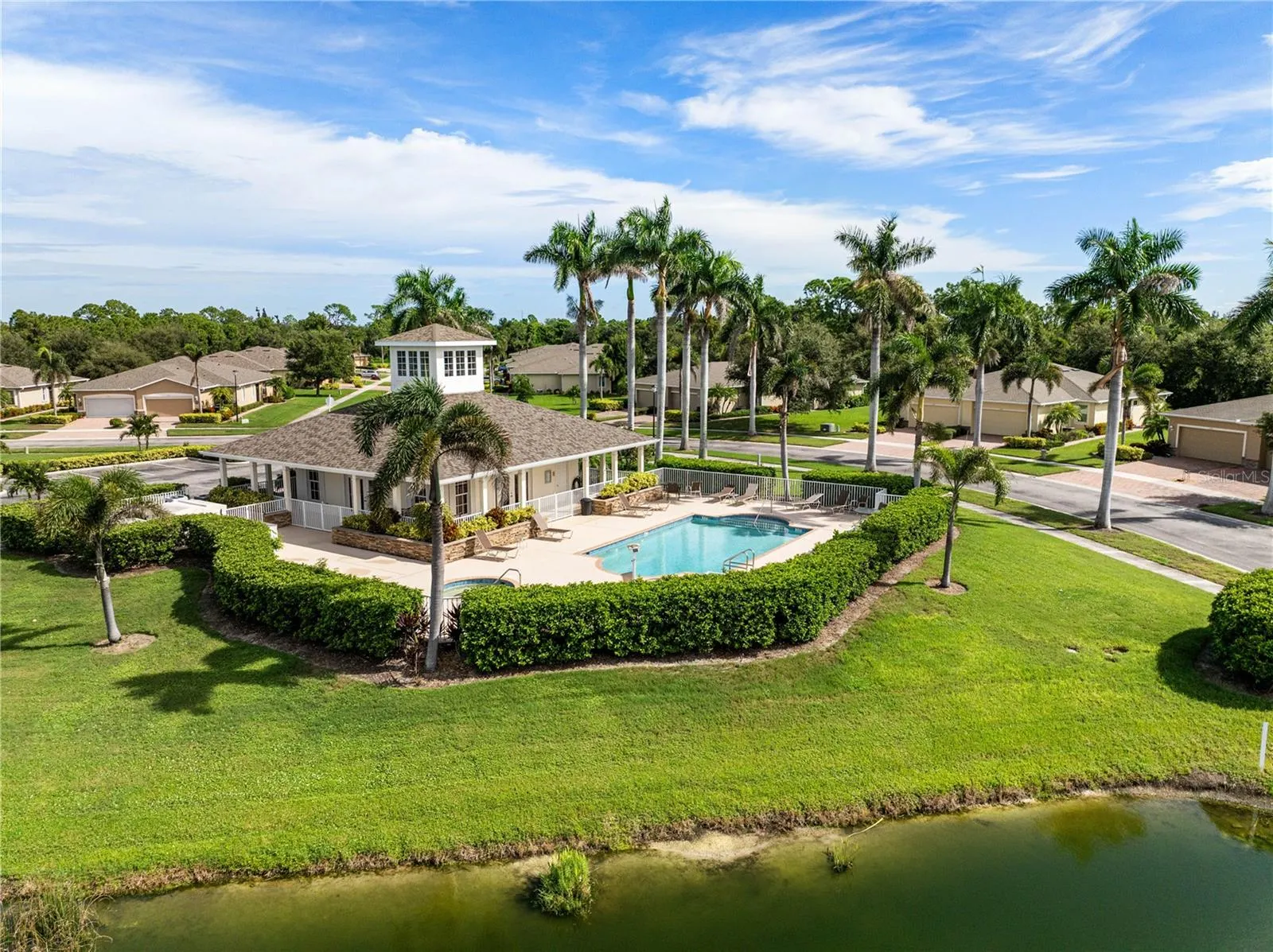 13542 ABERCROMBIE DR