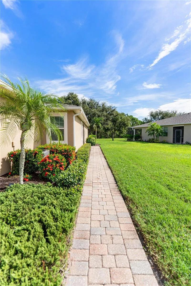 13542 ABERCROMBIE DR