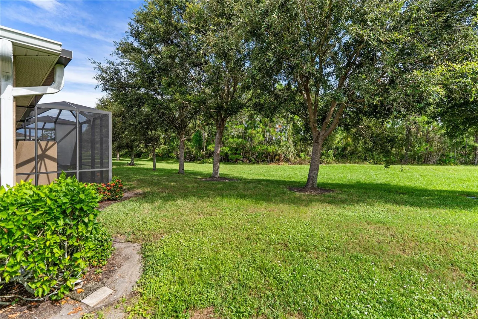 13542 ABERCROMBIE DR