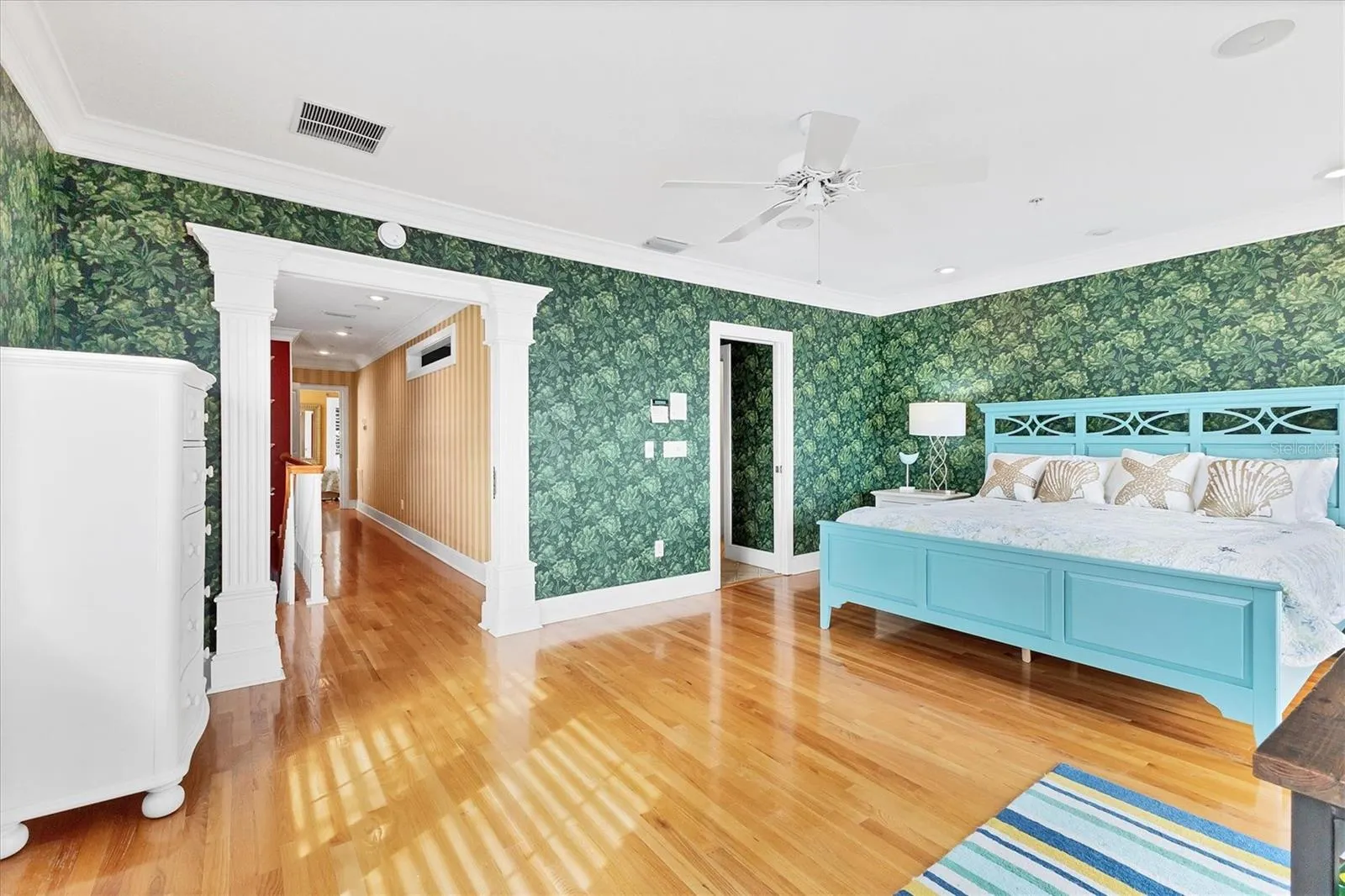 1602 POINT PLEASANT AVE W