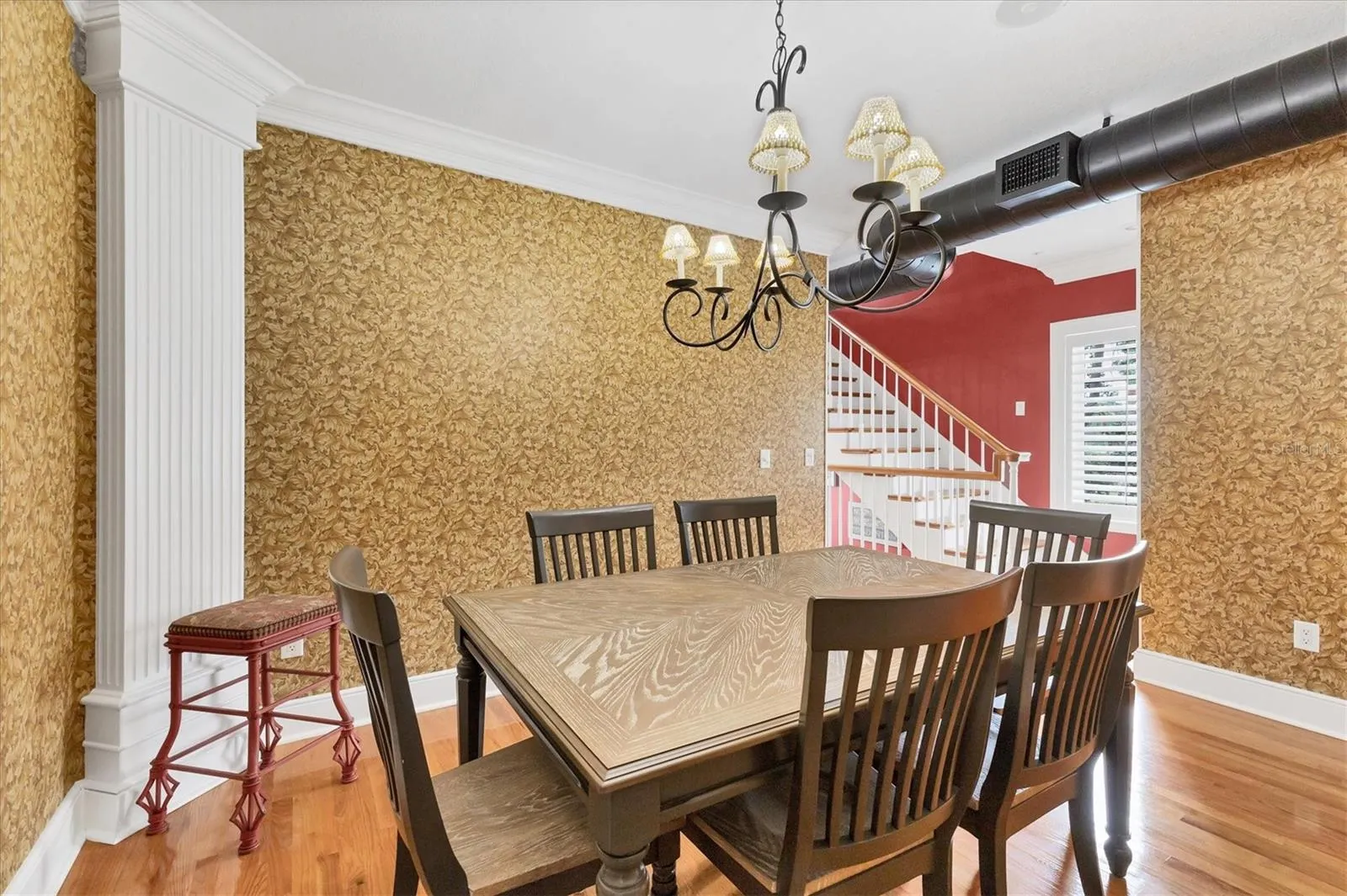 1602 POINT PLEASANT AVE W