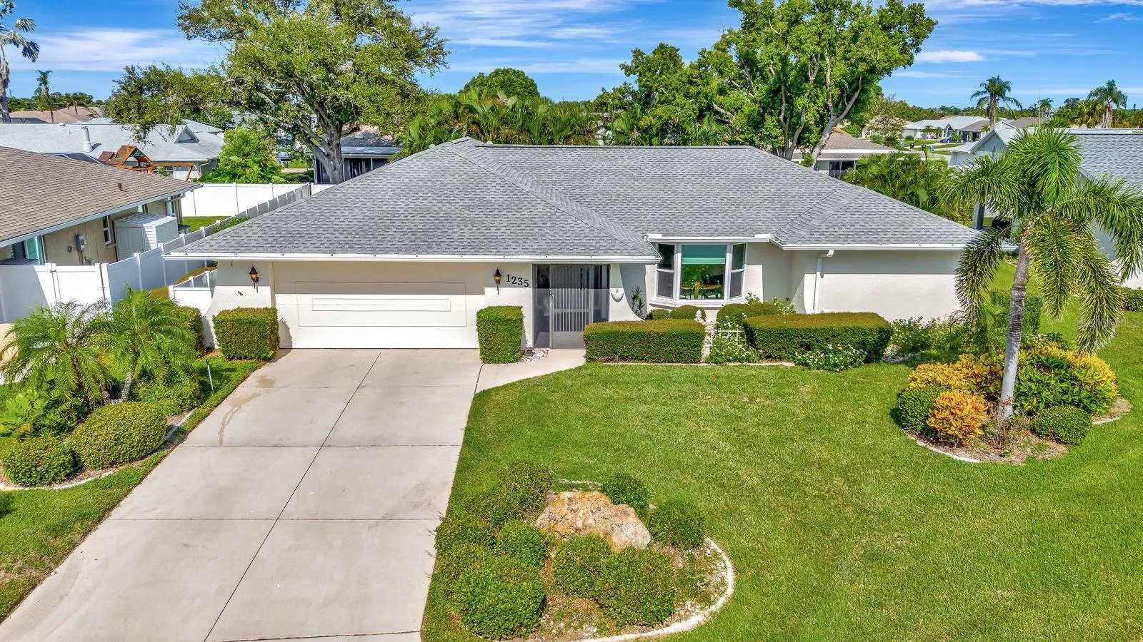 1235 PINE NEEDLE RD