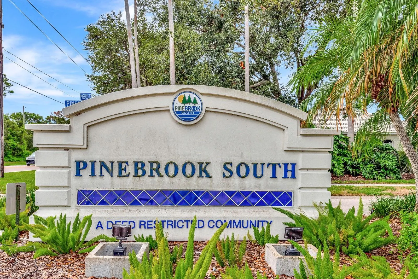 1235 PINE NEEDLE RD