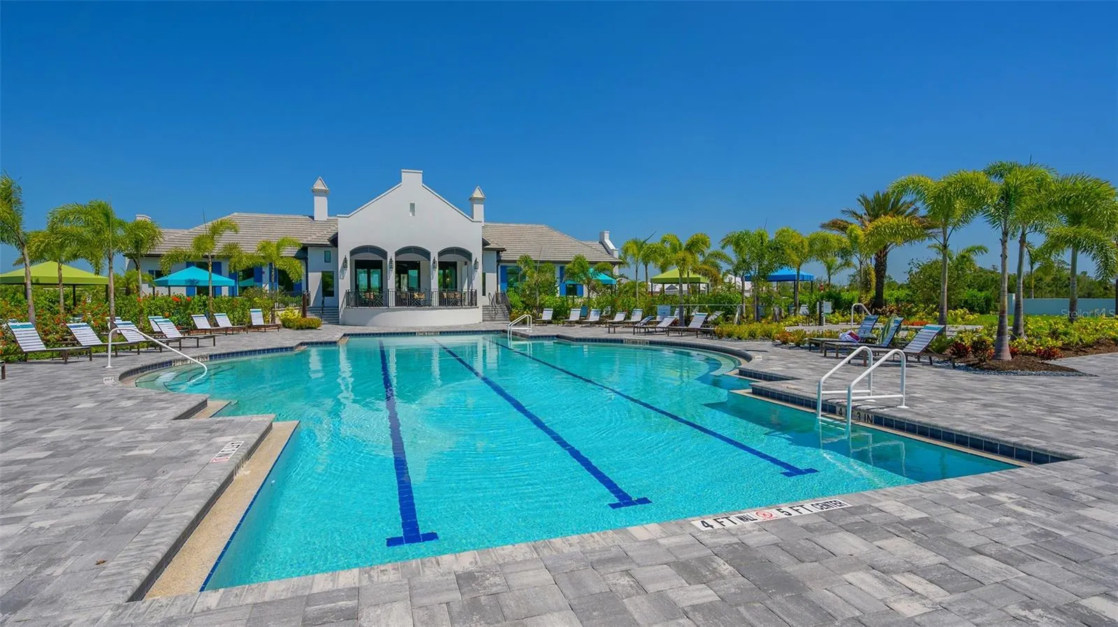 2353 BLUE MAHOE LN