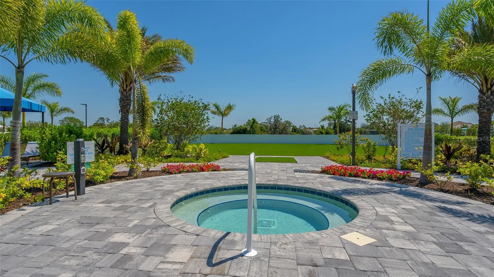 2353 BLUE MAHOE LN