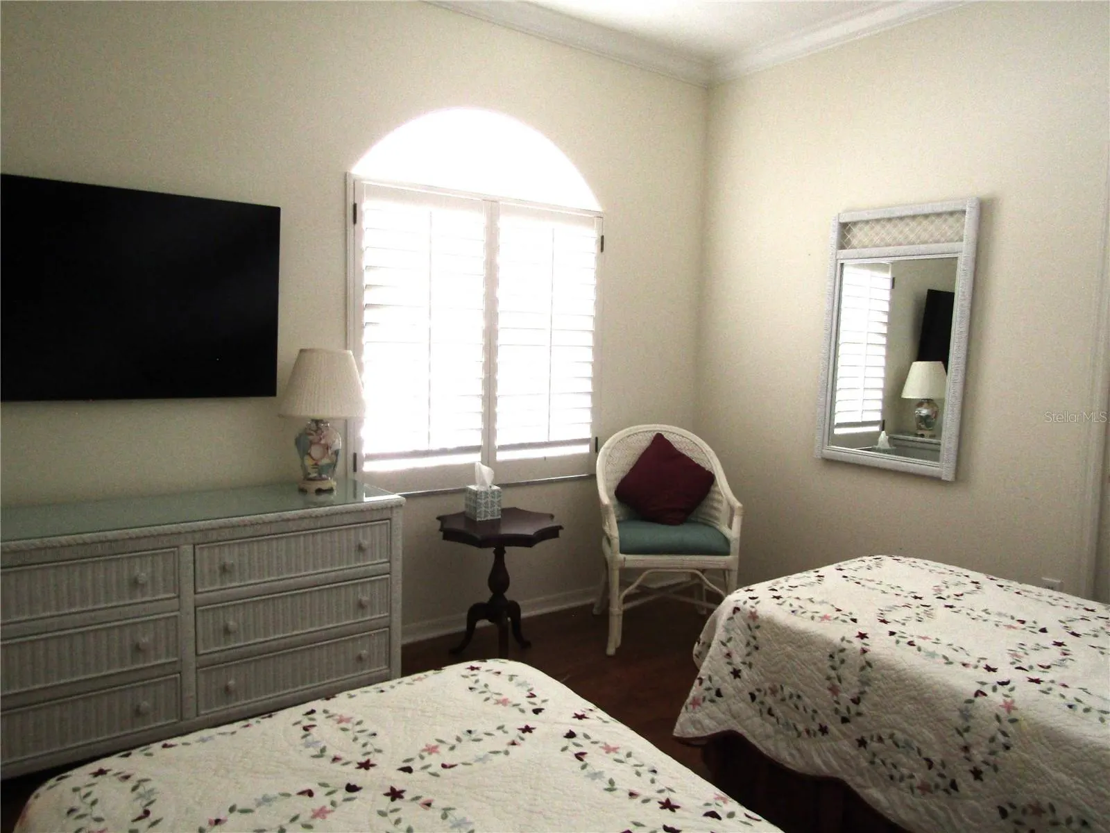 3881 CHATSWORTH GREENE CT #20, #20
