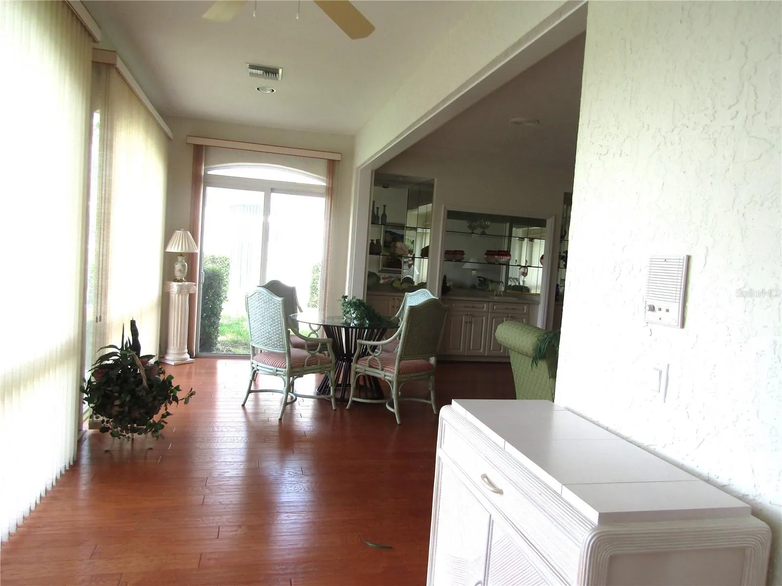 3881 CHATSWORTH GREENE CT #20, #20