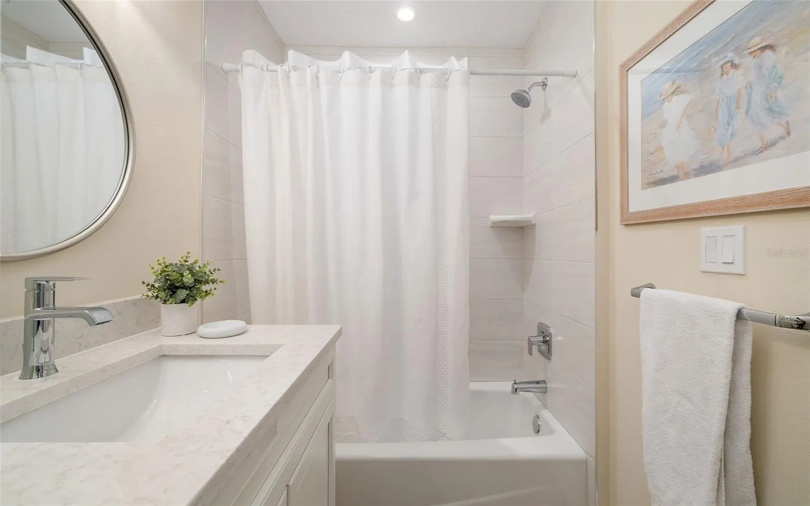 555 N ORANGE AVE #207, #207