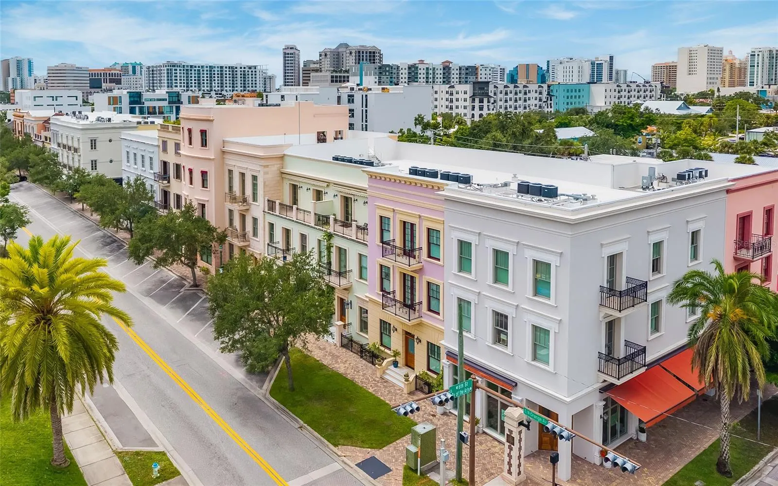 555 N ORANGE AVE #207, #207