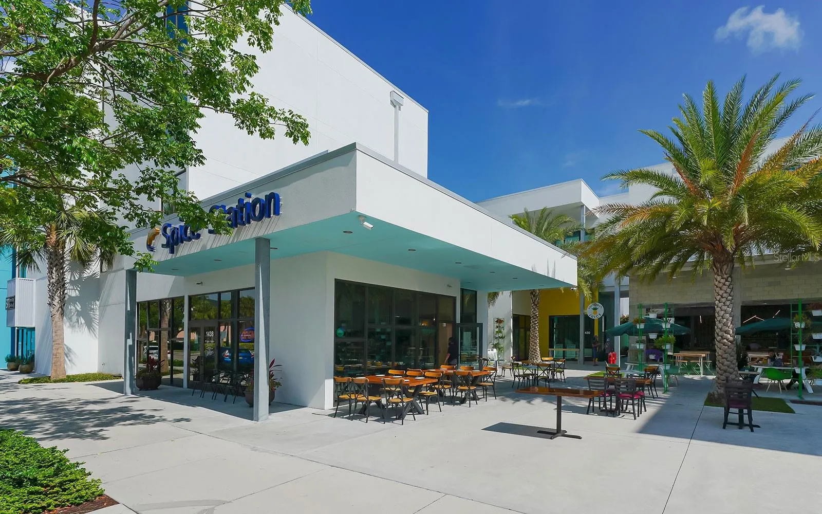 555 N ORANGE AVE #207, #207