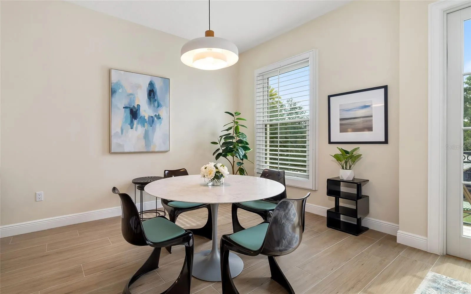 555 N ORANGE AVE #207, #207