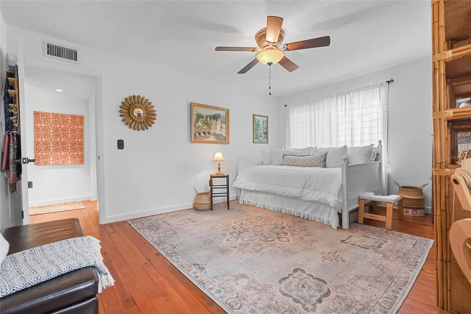 5354 CALLE FLORIDA