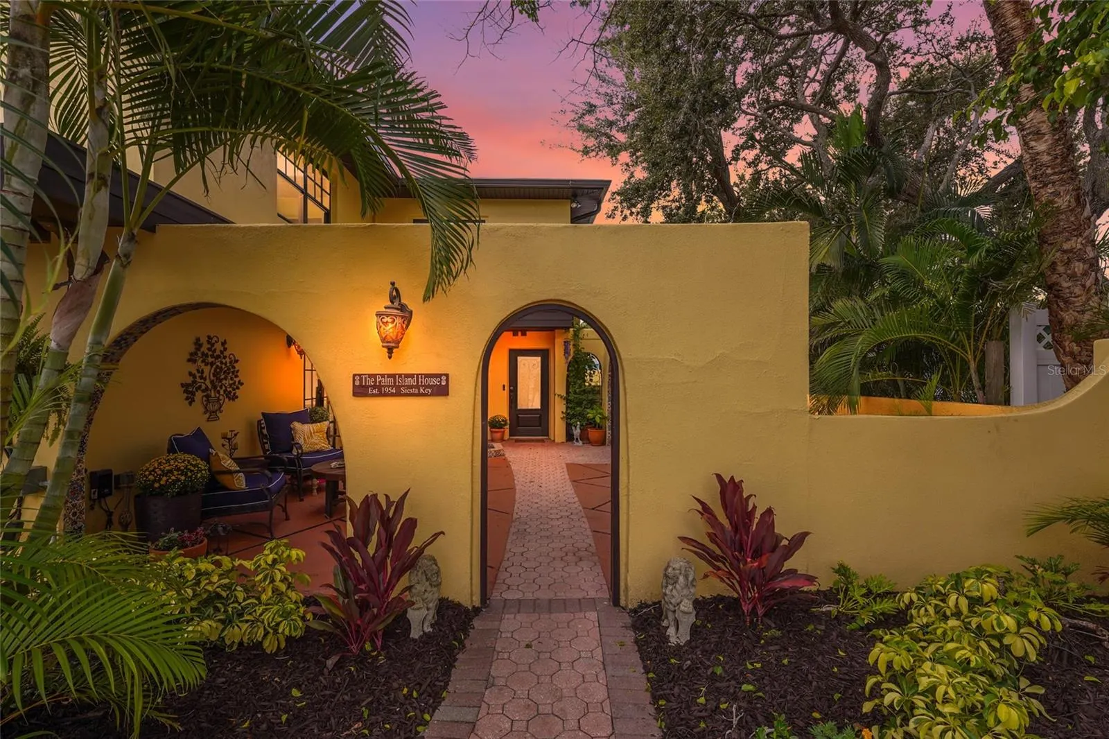 5354 CALLE FLORIDA