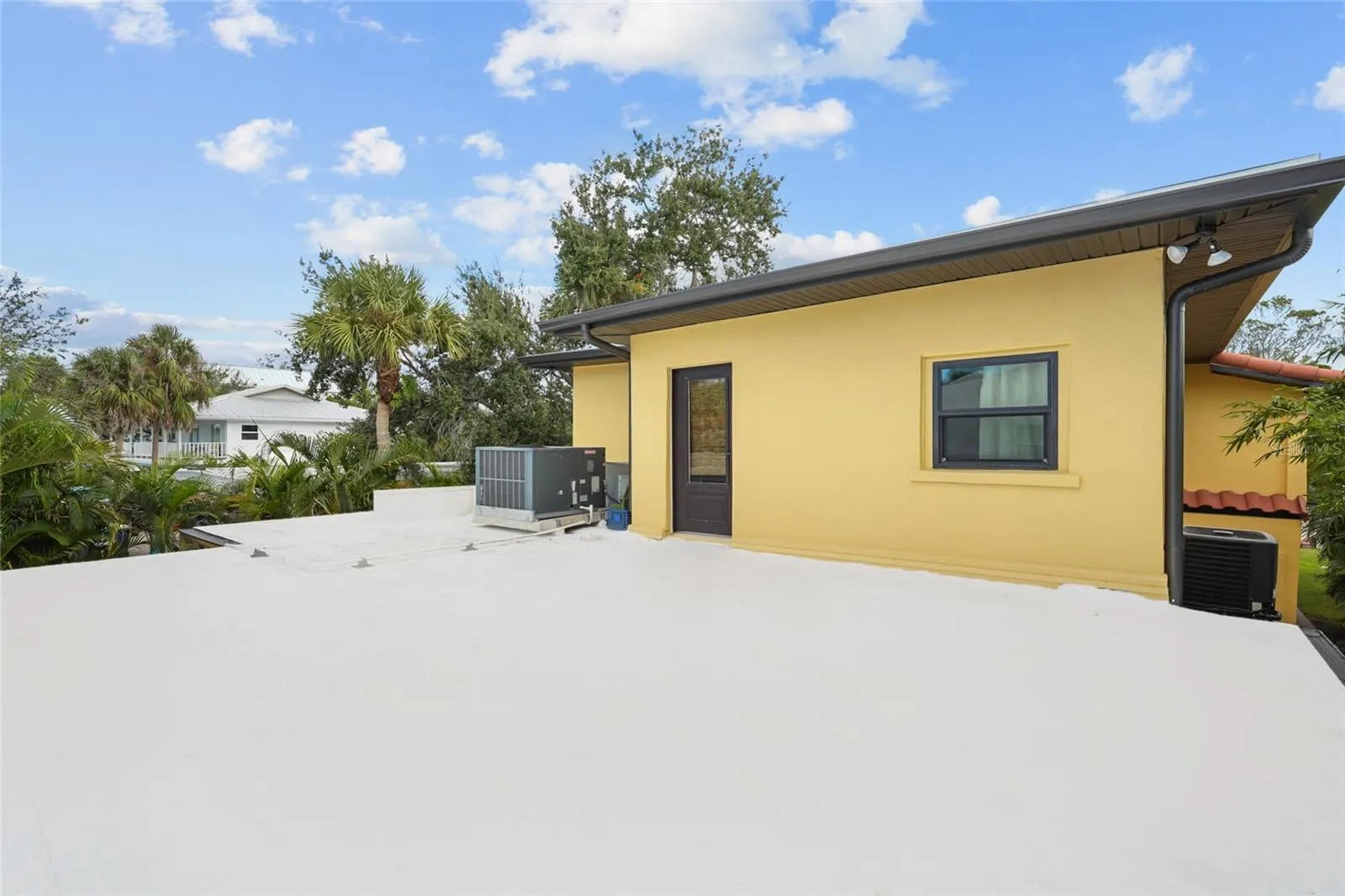 5354 CALLE FLORIDA