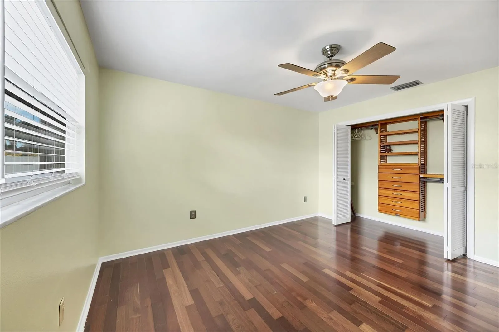 4112 23RD AVE W