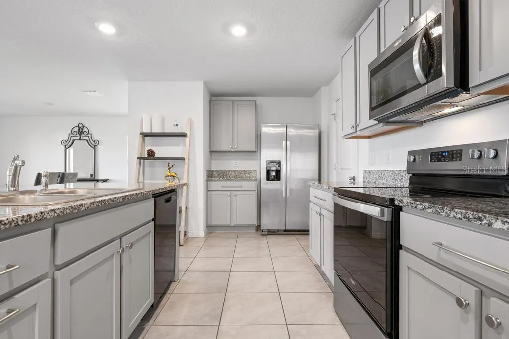 2986 GREAT ABACO WAY